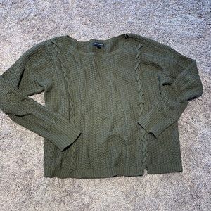 American Eagle sweater